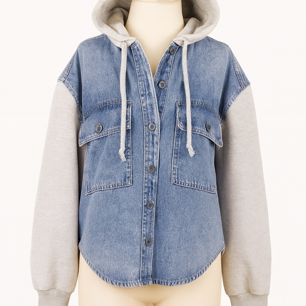 American Eagle Women’s Crop Denim Hoodie Jacket Size Medium